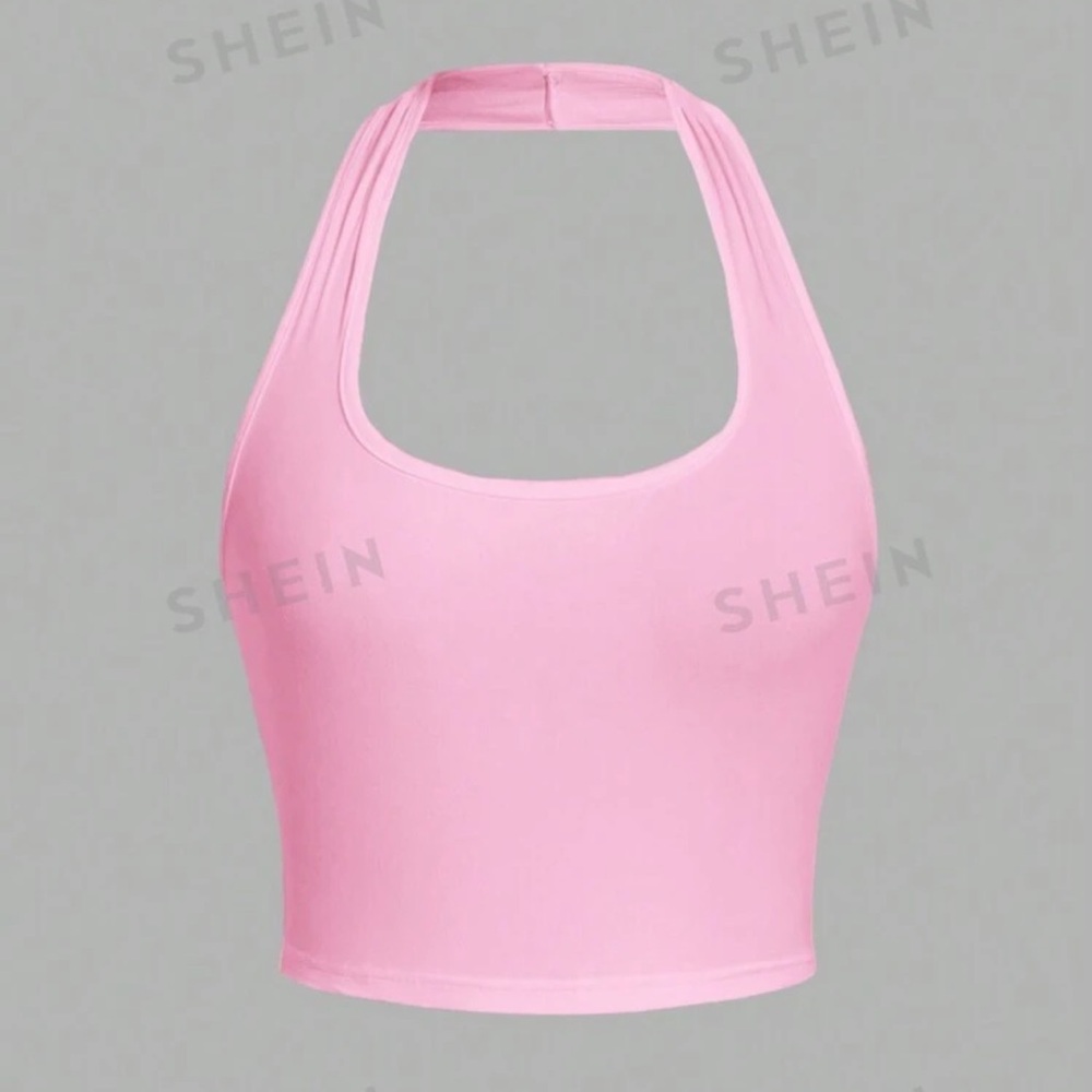 SHEIN pink cropped halter
Suitable for summer time and slim fit for women